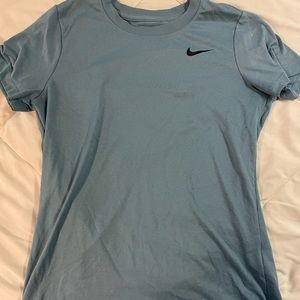 Womens Small Nike Dri-Fit Tshirt